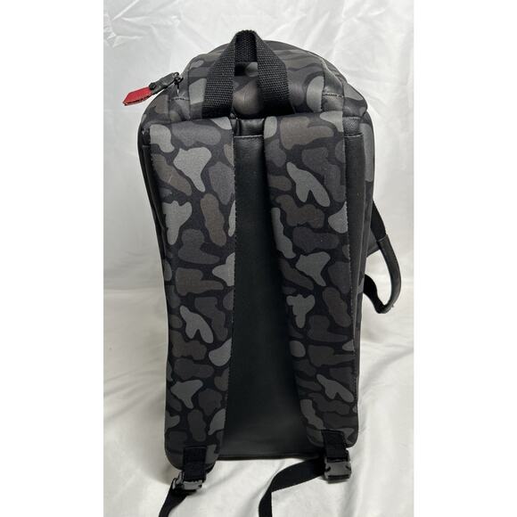 Hex Tactical Gear Bag, Lot# SHA 2019 Ice Black Camo with Hidden Backpack Straps - Picture 3 of 5